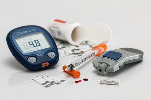 糖尿病可以購(gòu)<a href=http://www.gdaogerui.com/insurance/ target=_blank class=infotextkey>買(mǎi)保險(xiǎn)</a>嗎?可以購(gòu)買(mǎi)哪些類型的保險(xiǎn)?
