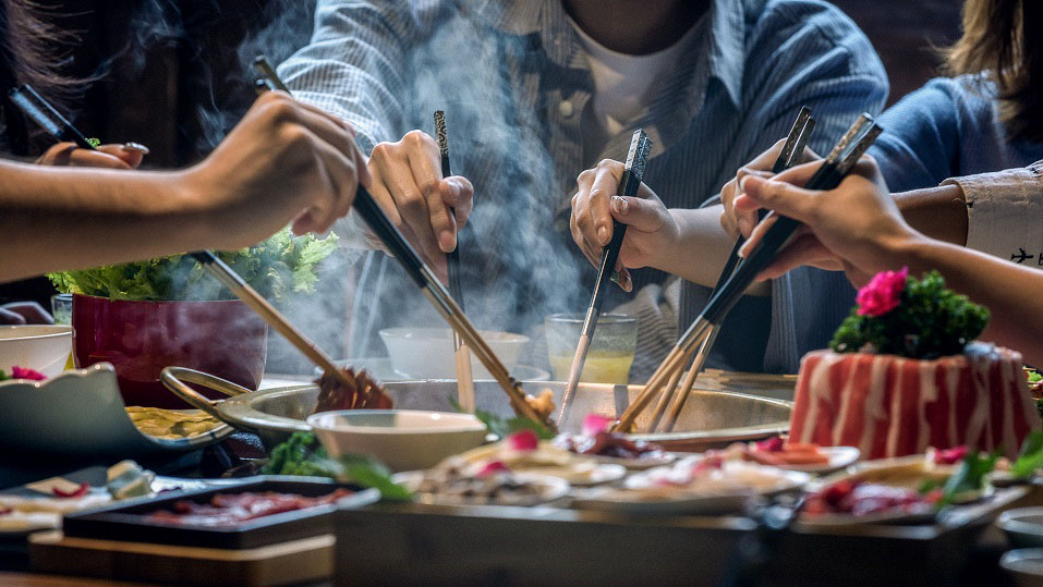 心急也別吃熱豆腐，飲食過熱會傷害食管！